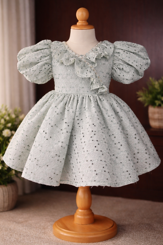 Where comfort meets charm ✨ A perfect party dress for your little one
