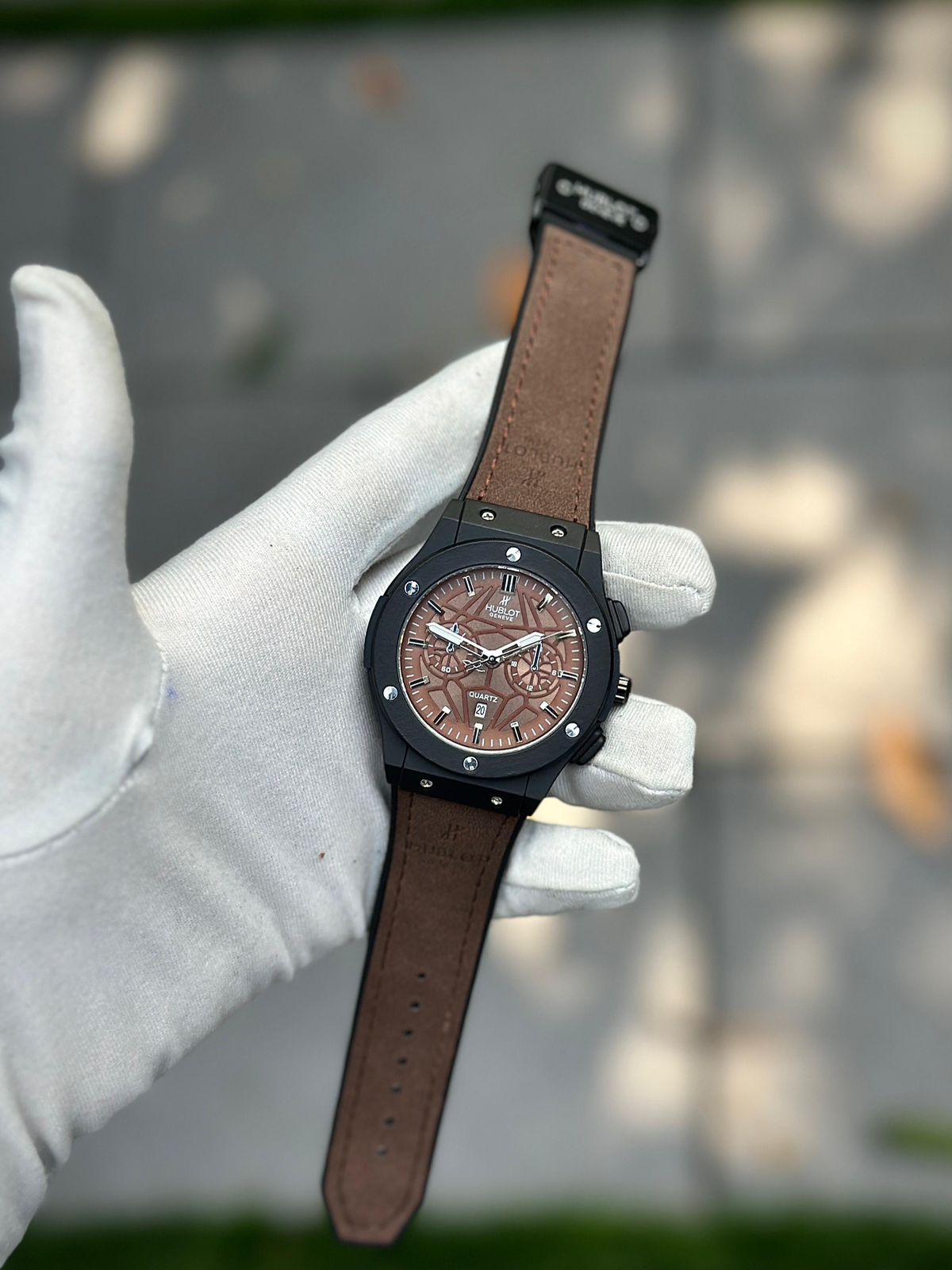 Hublot Green Chronograph Watch with Leather Strap – Luxury Sport Edition