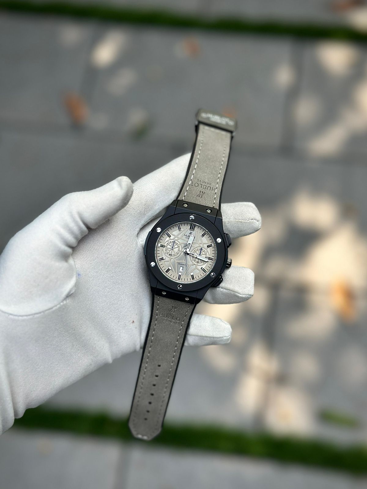 Hublot Green Chronograph Watch with Leather Strap – Luxury Sport Edition